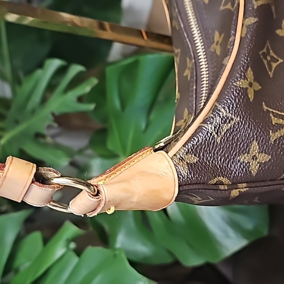 #0710-584 LOUIS VUITTON MONOGRAM BOLOUGNE SHOULDER BAG - Picture 3 of 9